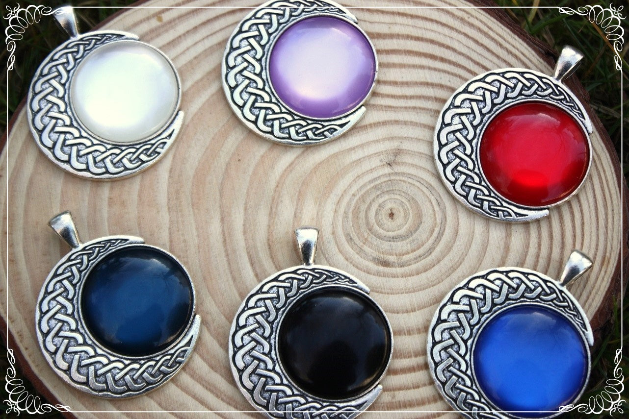 Pendentifs "Lunes celtiques"