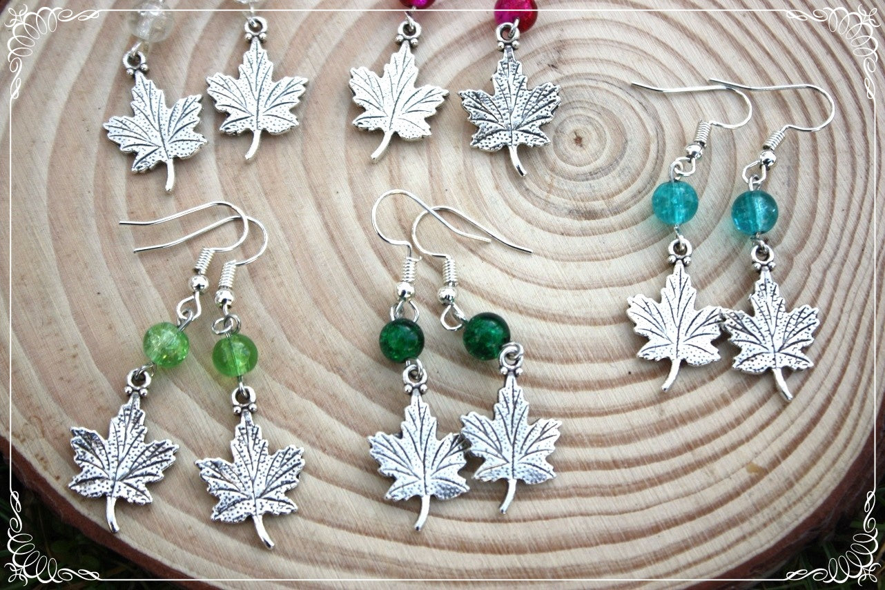 Boucles d'oreilles "Feuilles érables argentées"
