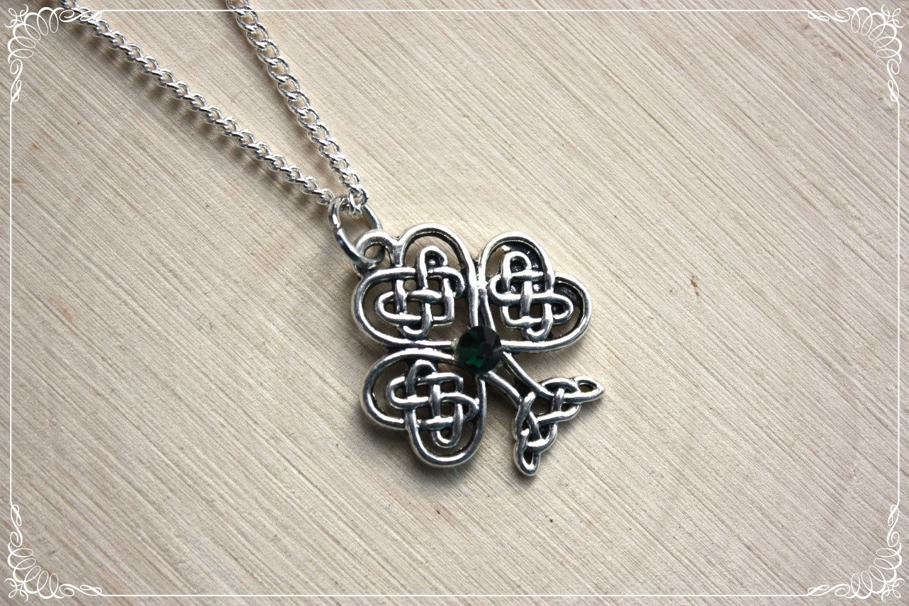 Pendentifs celtiques "Trèfles"
