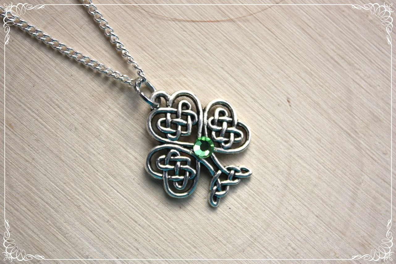 Pendentifs celtiques "Trèfles"