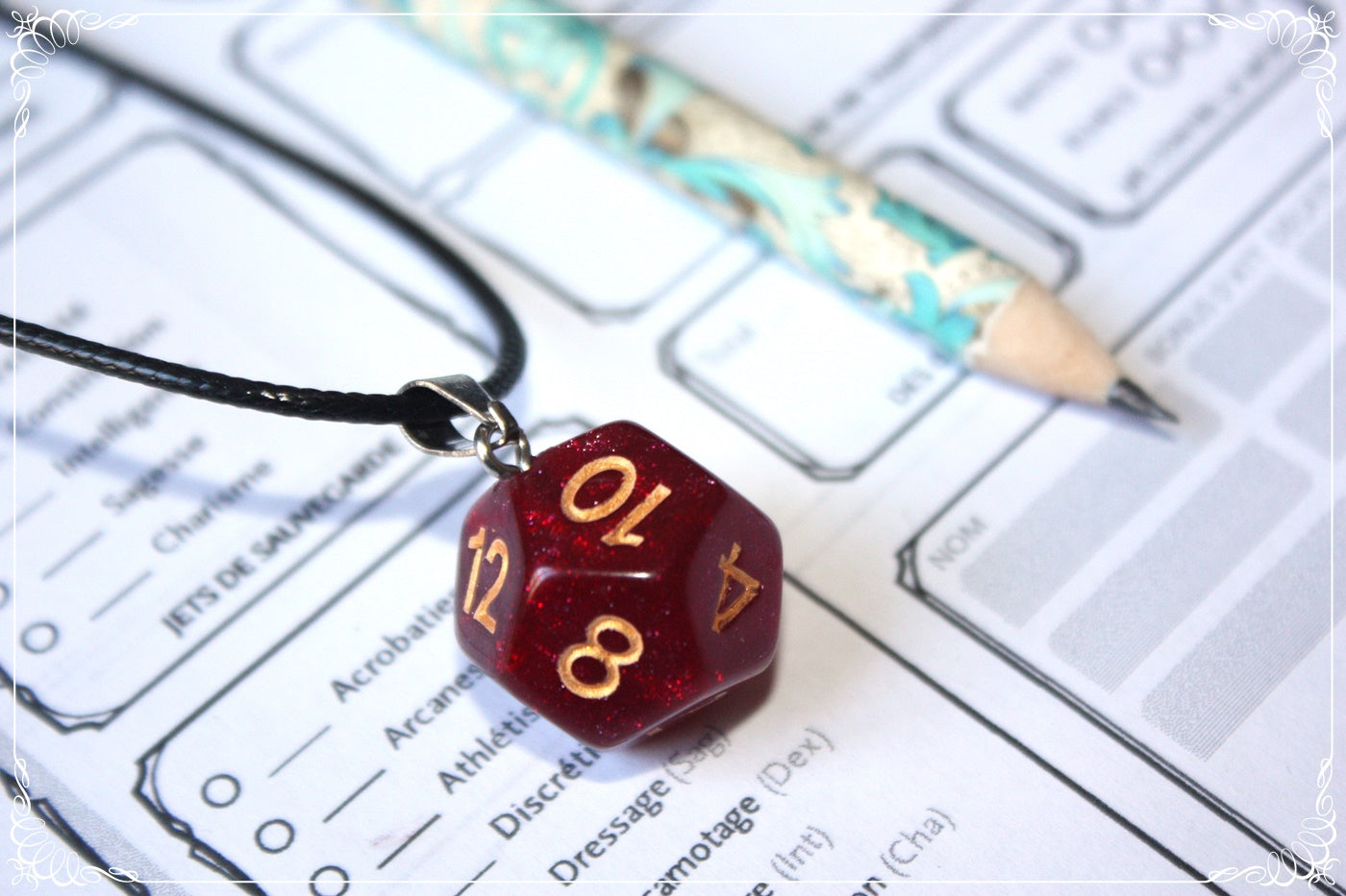 Pendentifs "Dés - Roses - Rouges "