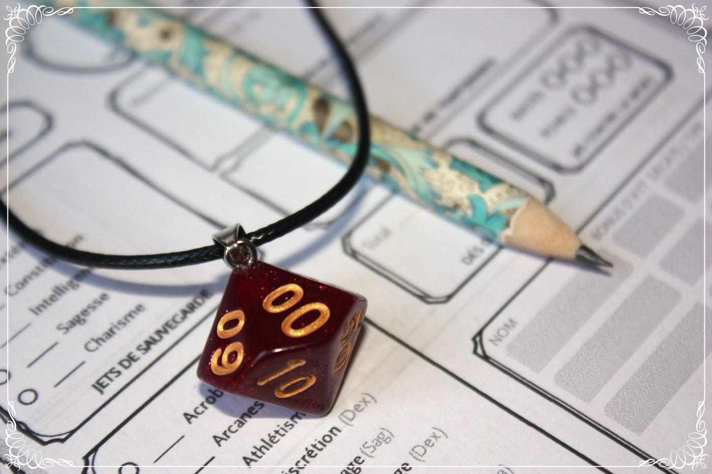 Pendentifs "Dés - Roses - Rouges "