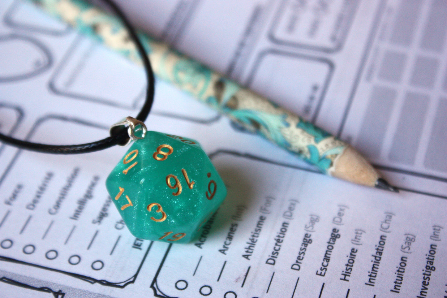 Pendentifs "Dés JDR - Verts "