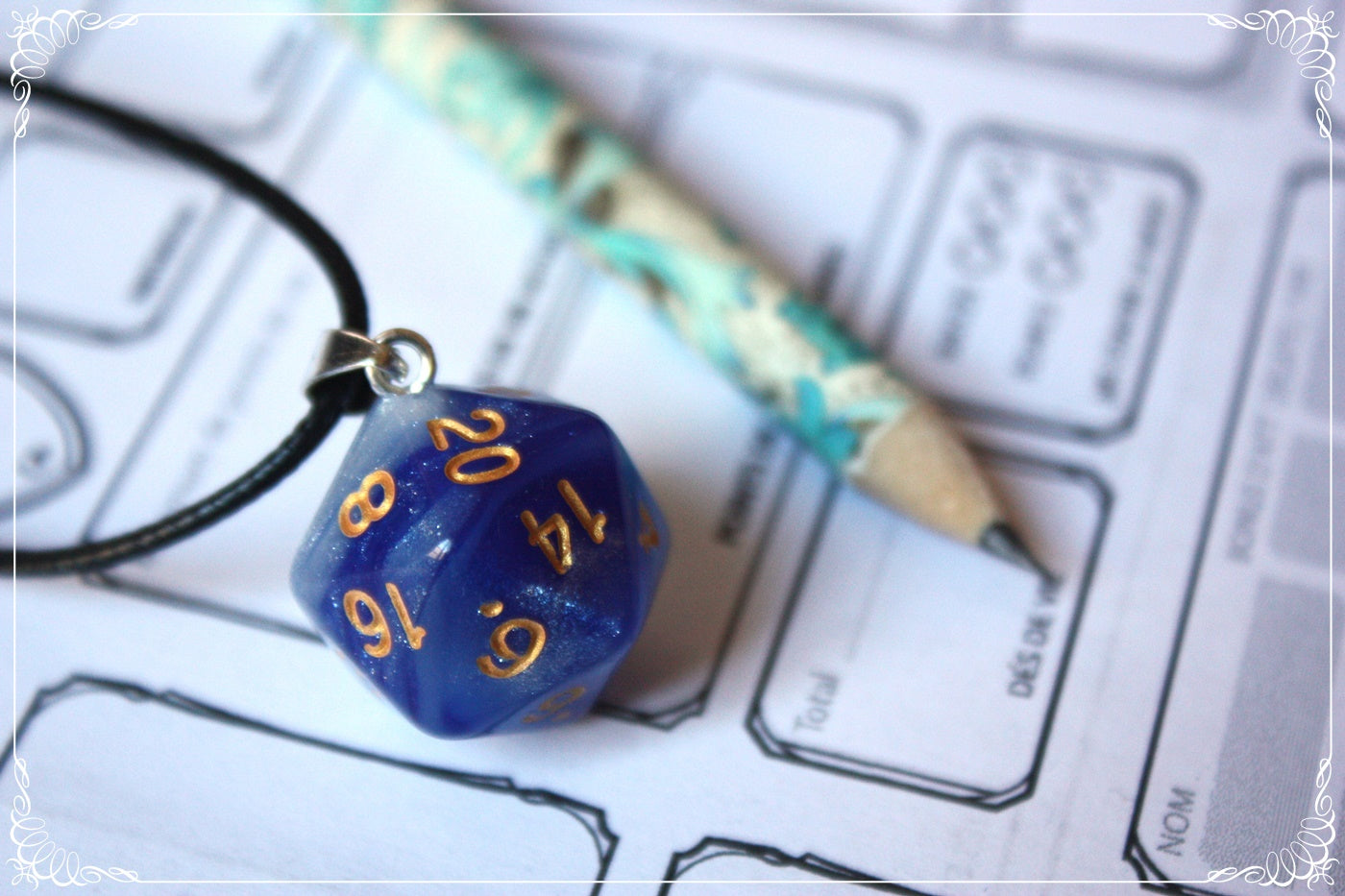 Pendentifs "Dés JDR - Bleus "