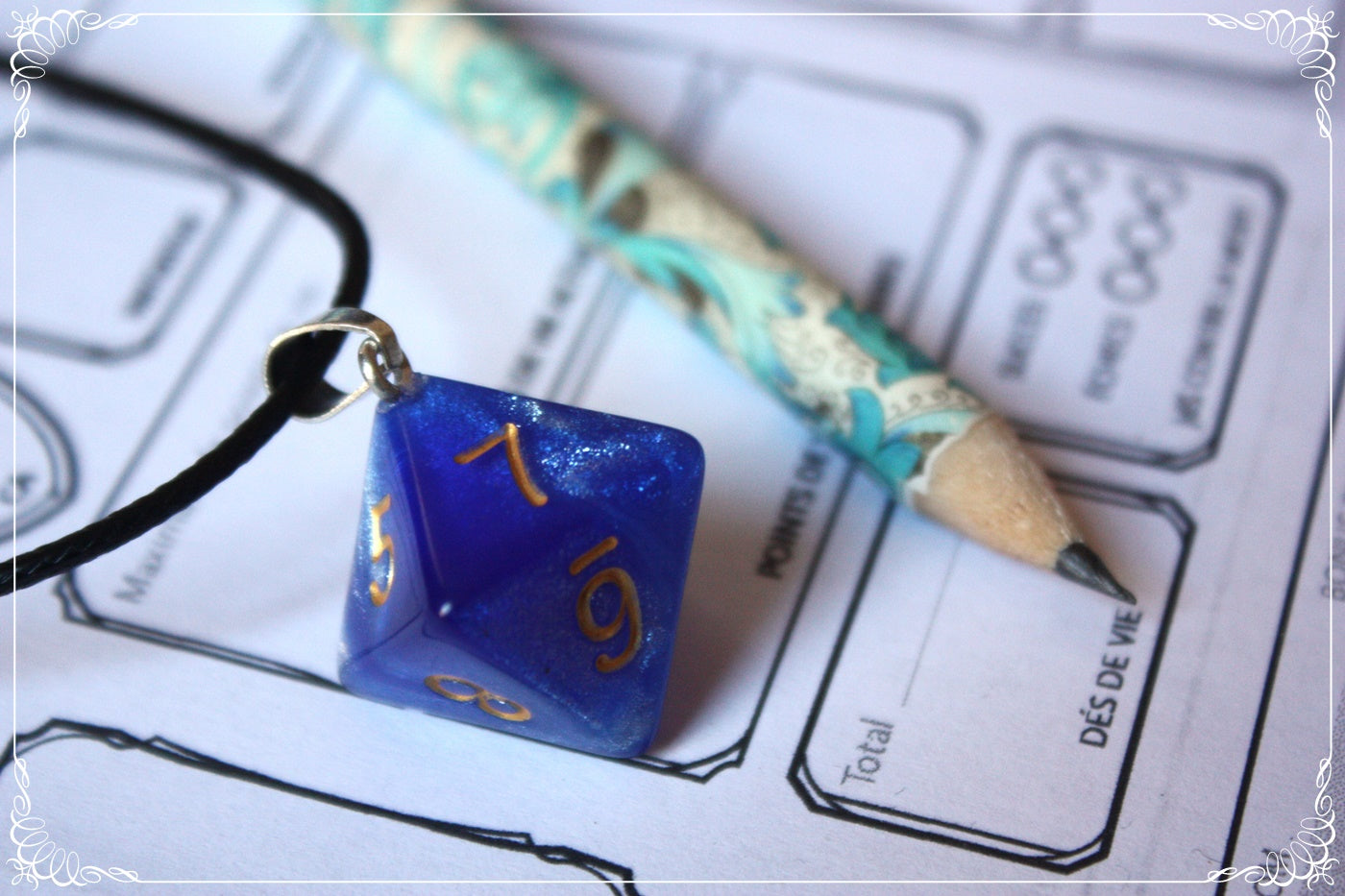 Pendentifs "Dés JDR - Bleus "