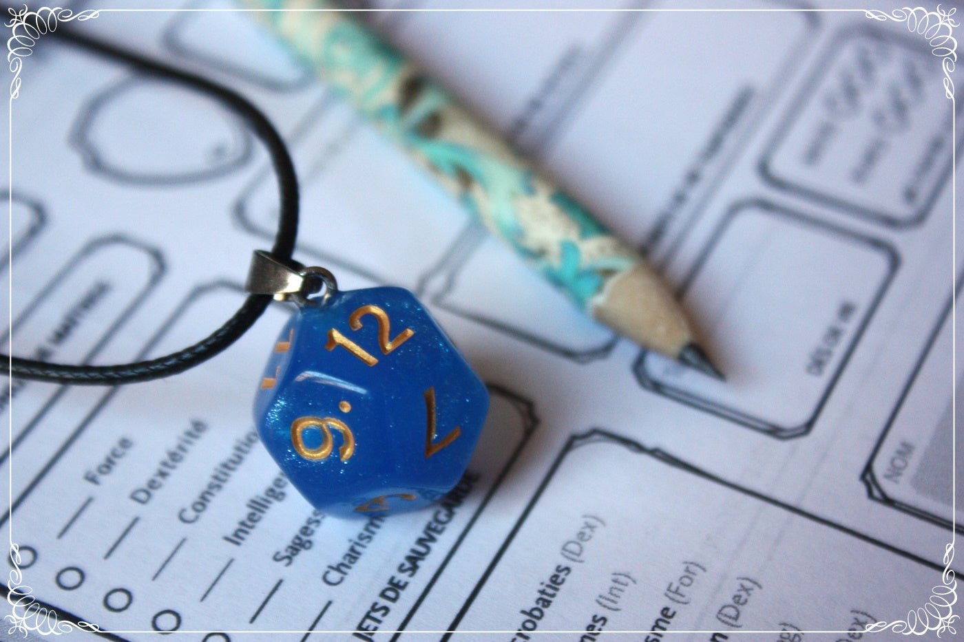 Pendentifs "Dés JDR - Bleus "