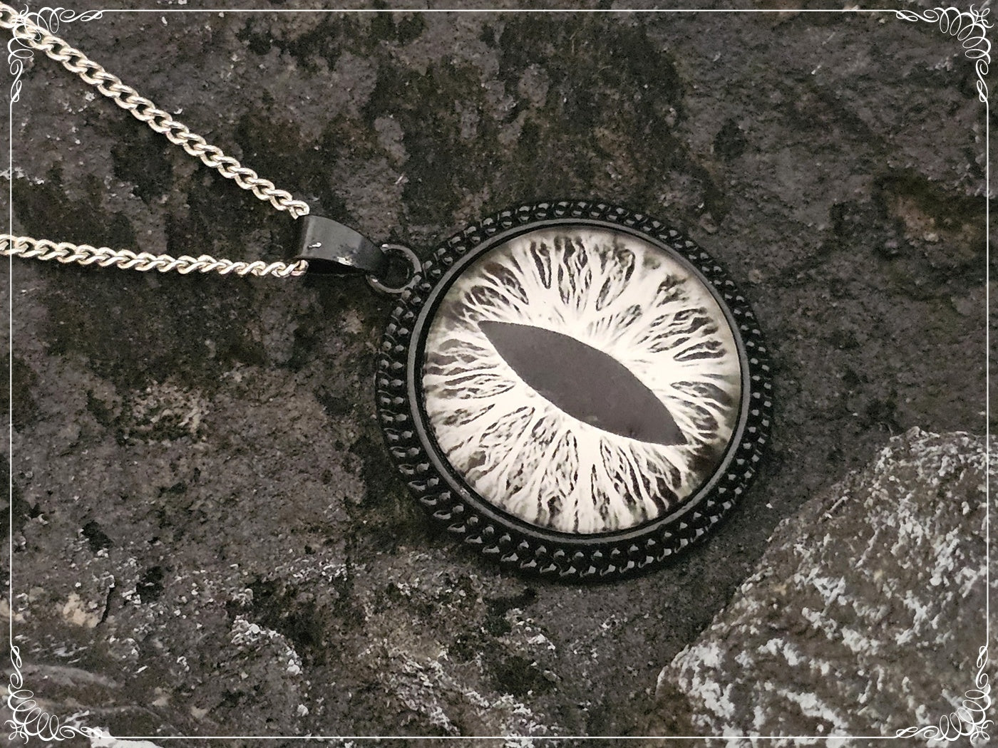 Pendentifs "Oeil de dragon - Noir"
