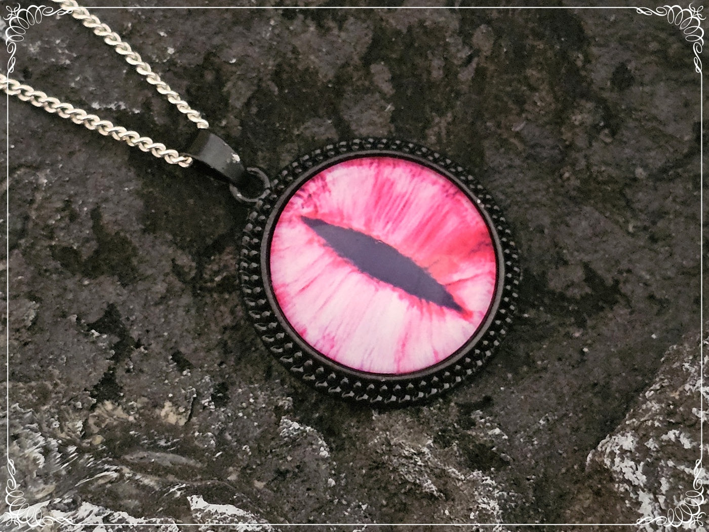 Pendentifs "Oeil de dragon - Noir"