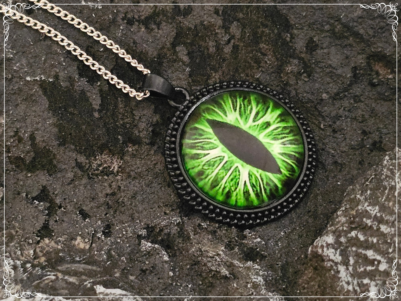 Pendentifs "Oeil de dragon - Noir"