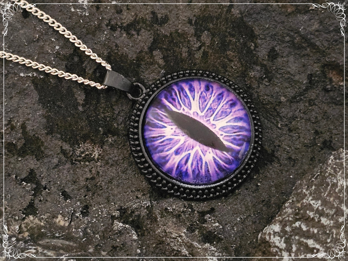 Pendentifs "Oeil de dragon - Noir"