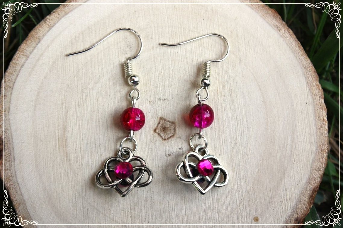 Boucles d'oreilles celtiques "Coeurs - perles"