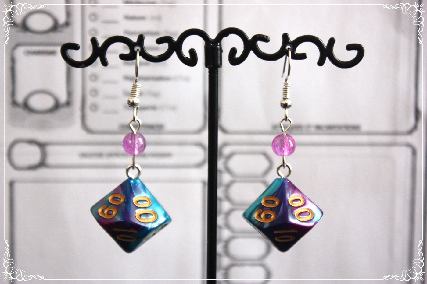 Boucles d'oreilles "Dés JDR - Violets "