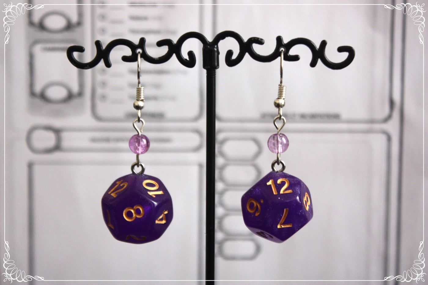 Boucles d'oreilles "Dés JDR - Violets "