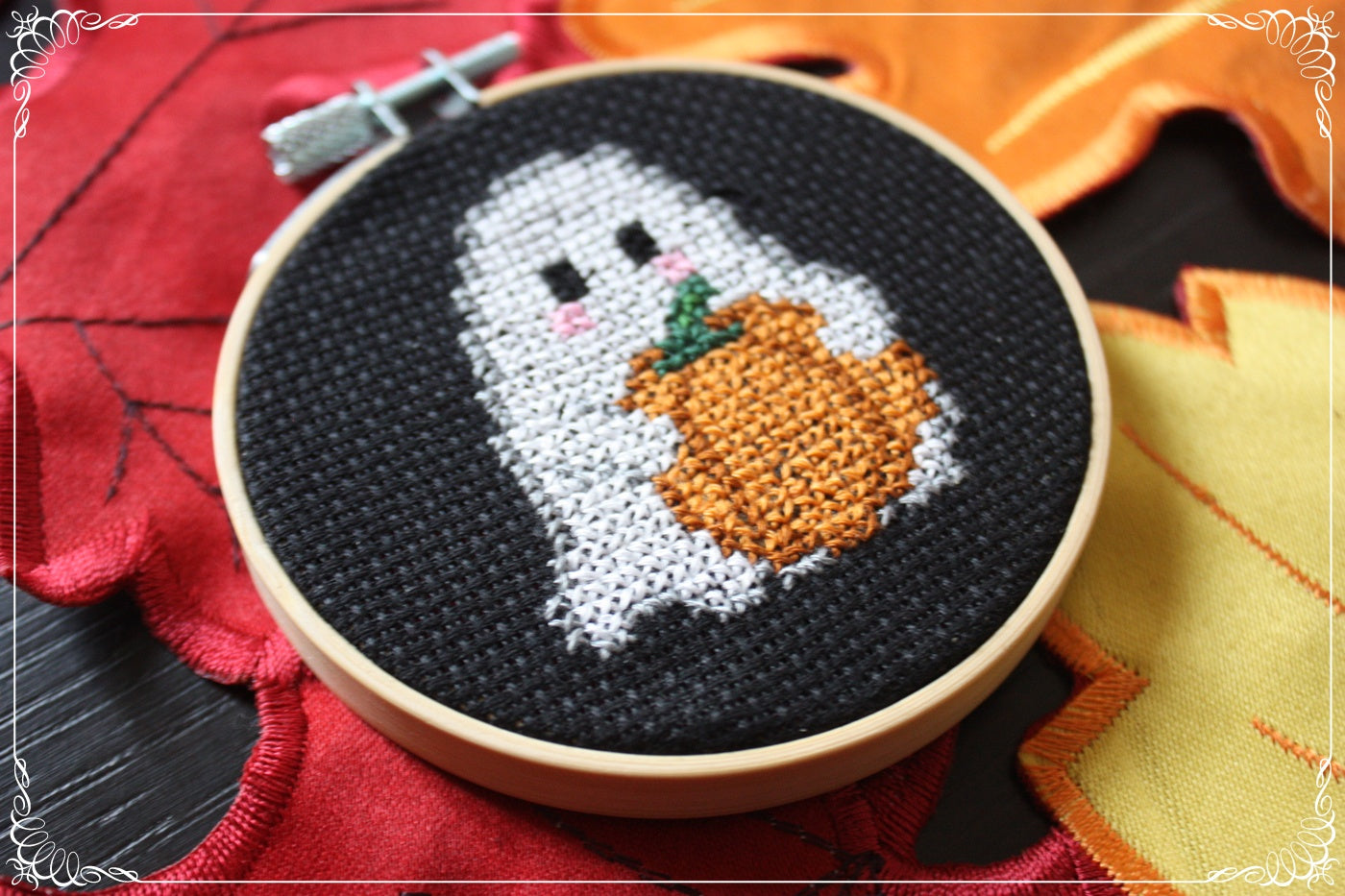 Cadre broderie point de croix Fantômes mignons Halloween Automne