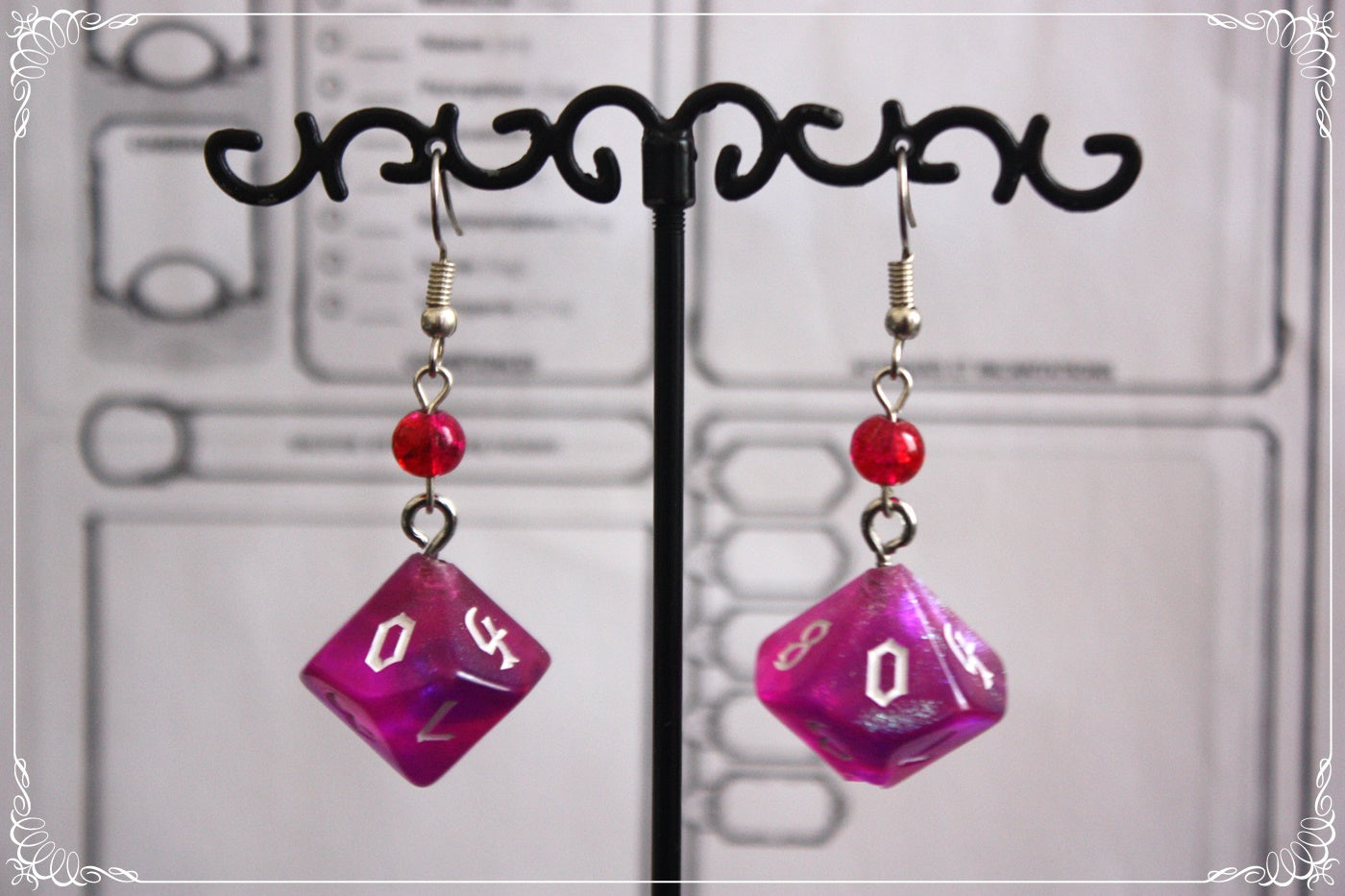 Boucles d'oreilles "Dés JDR - Roses - Rouges "