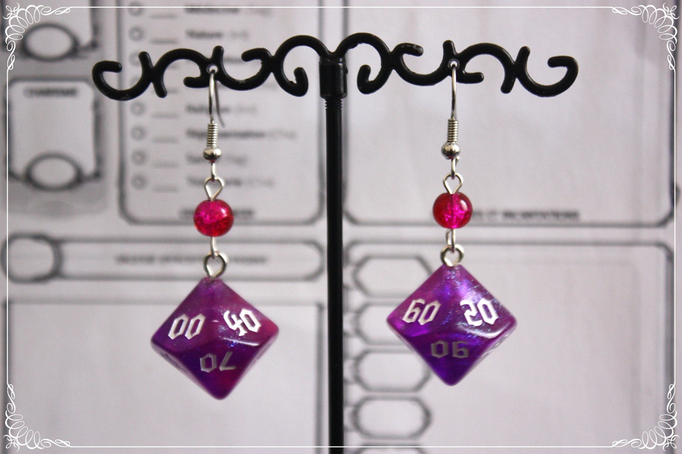 Boucles d'oreilles "Dés JDR - Roses - Rouges "