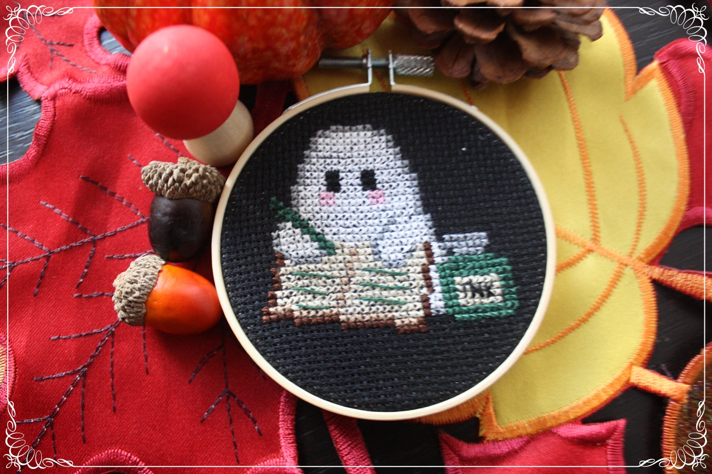 Cadre broderie point de croix Fantômes mignons Halloween Automne