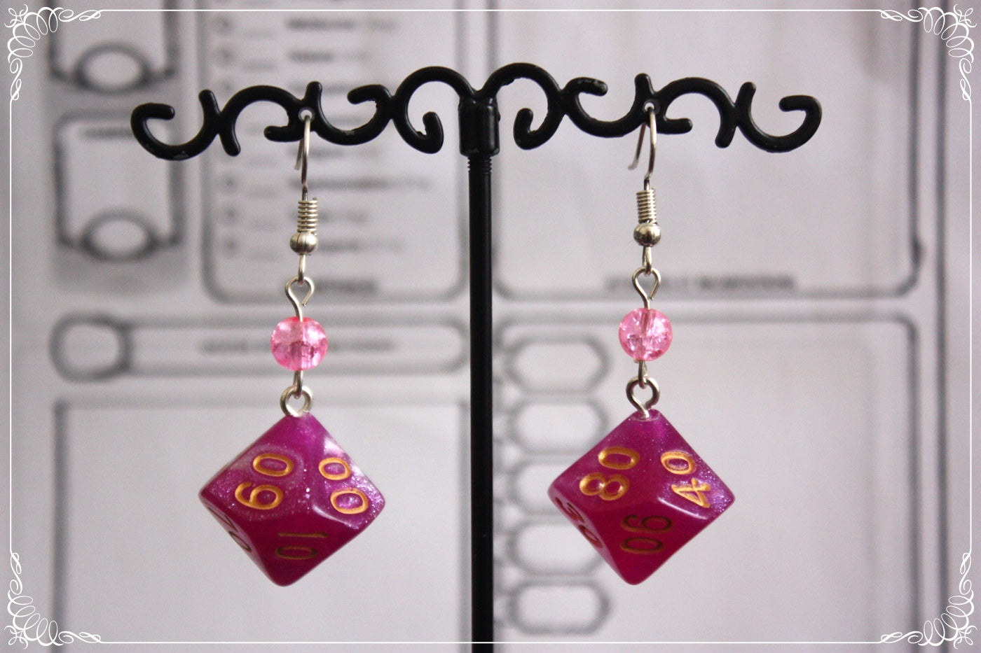 Boucles d'oreilles "Dés JDR - Roses - Rouges "