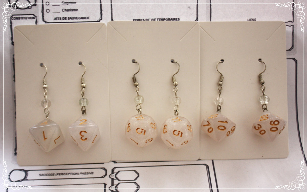 Boucles d'oreilles "Dés JDR - Blanc - Noir - Jaune - Orange "