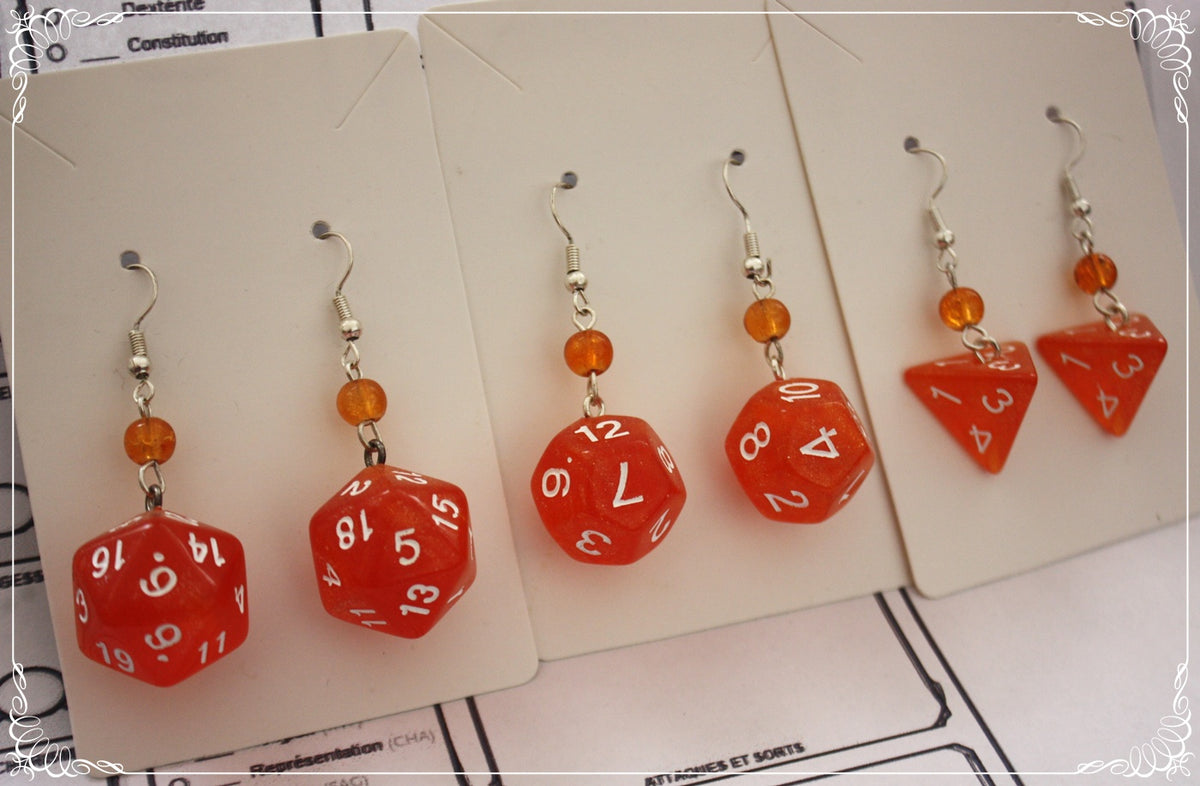 Boucles d'oreilles "Dés JDR - Blanc - Noir - Jaune - Orange "