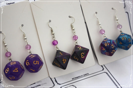 Boucles d'oreilles "Dés JDR - Violets "