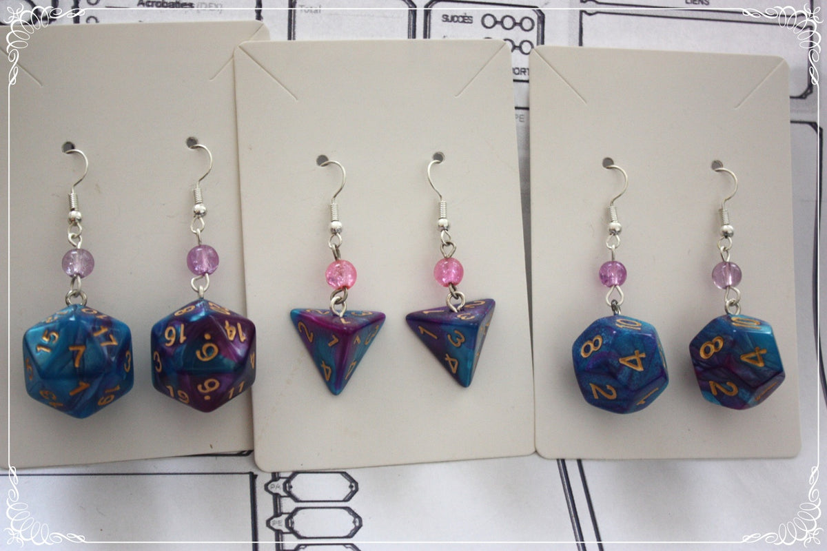 Boucles d'oreilles "Dés JDR - Violets "