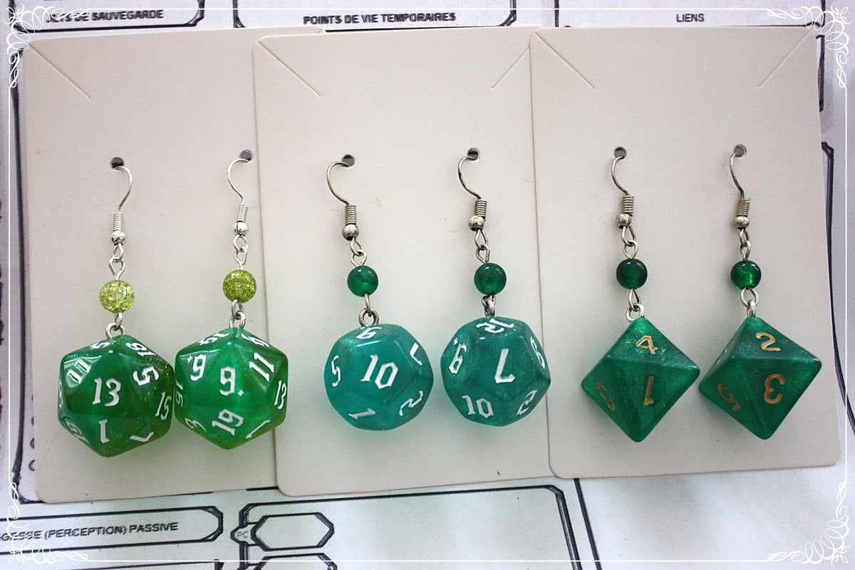 Boucles d'oreilles "Dés JDR - Verts "
