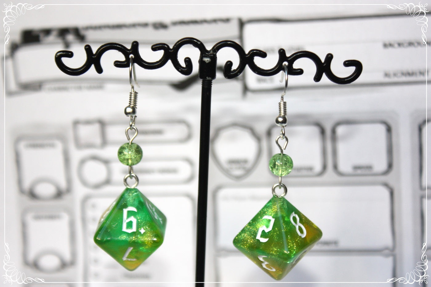 Boucles d'oreilles "Dés JDR - Verts "