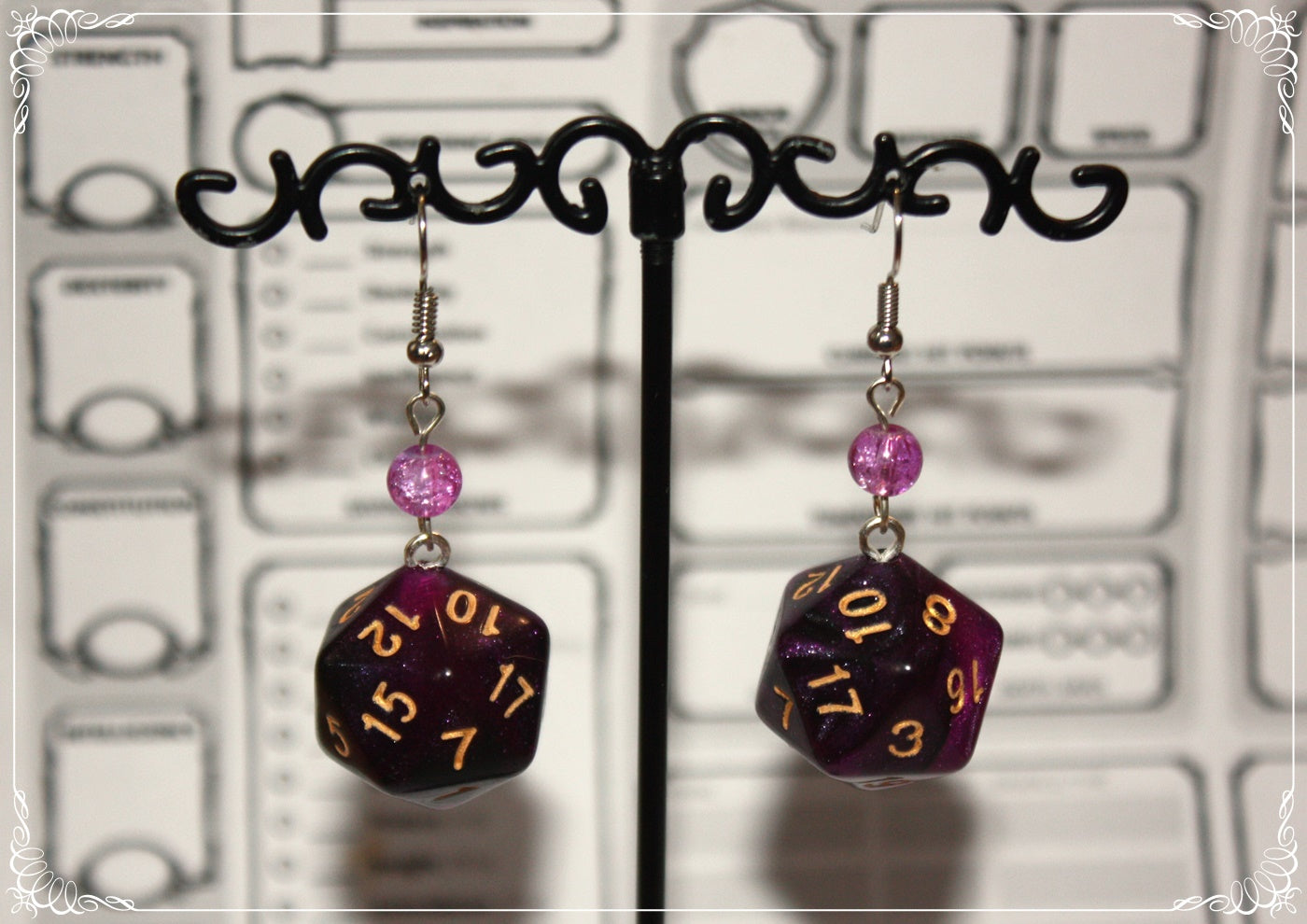 Boucles d'oreilles "Dés JDR - Violets "