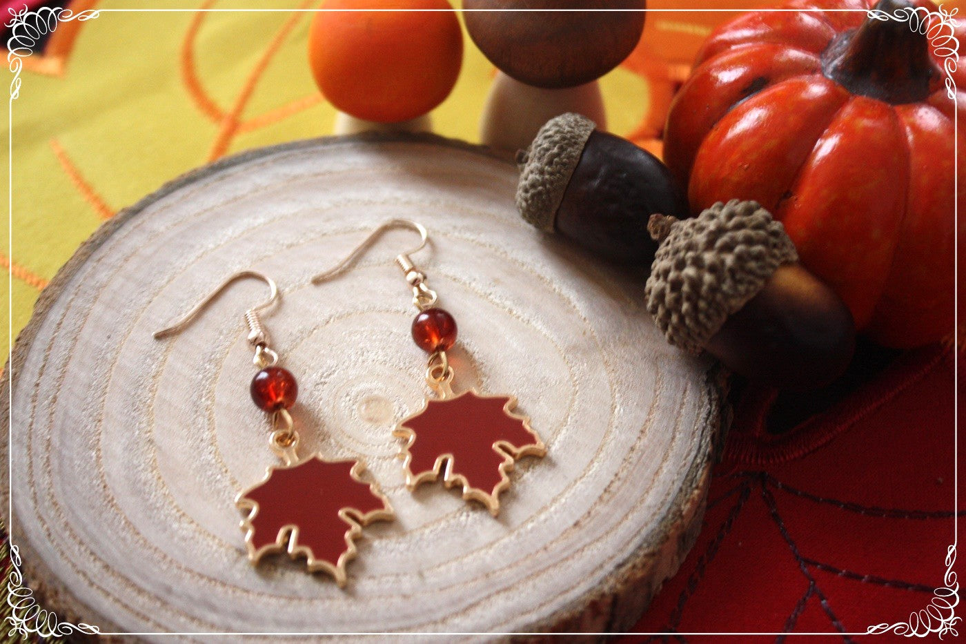 Boucles d'oreilles pendantes Automne feuilles érables rouges oranges jaunes
