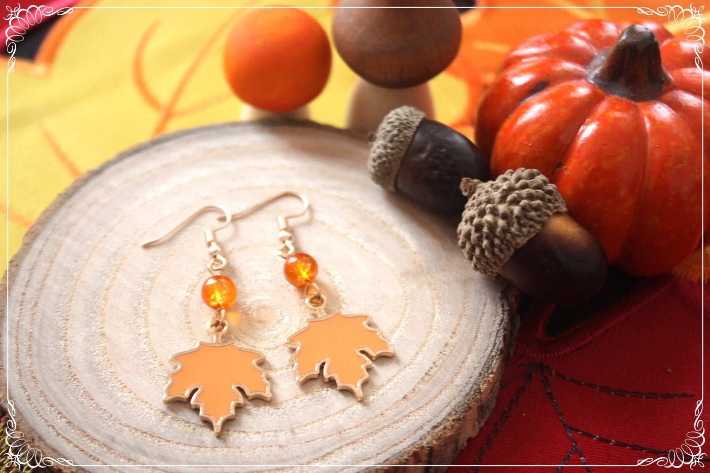 Boucles d'oreilles pendantes Automne feuilles érables rouges oranges jaunes