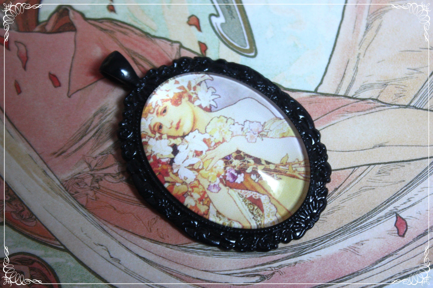 Pendentifs "Mucha - Art Nouveau - Noir"