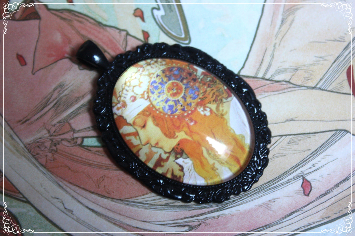 Pendentifs "Mucha - Art Nouveau - Noir"