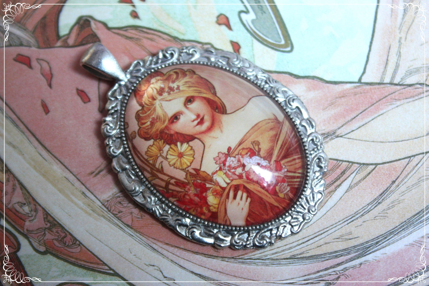 Pendentifs "Mucha - Art Nouveau - Argenté"