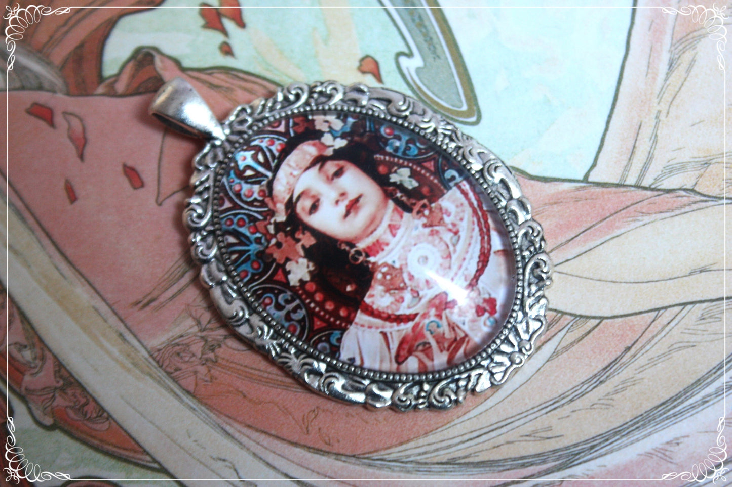 Pendentifs "Mucha - Art Nouveau - Argenté"