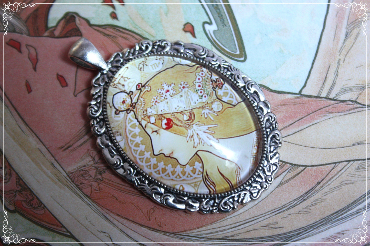 Pendentifs "Mucha - Art Nouveau - Argenté"