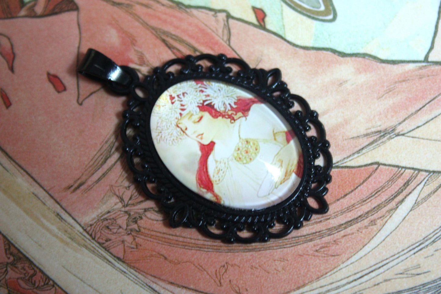 Petits Pendentifs "Mucha - Art Nouveau - Noir"