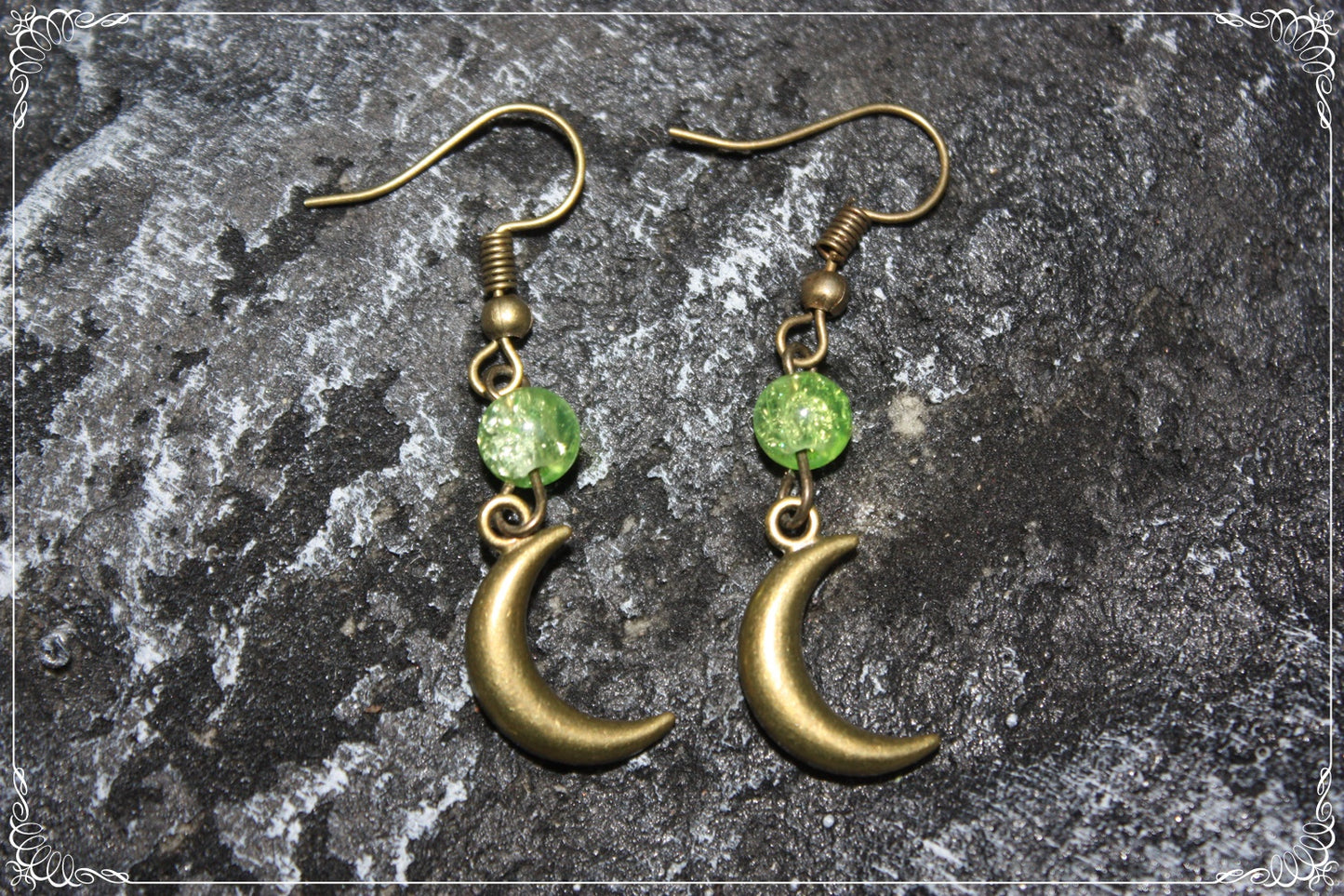 Boucles d'oreilles "Lunes et perles - Bronze"