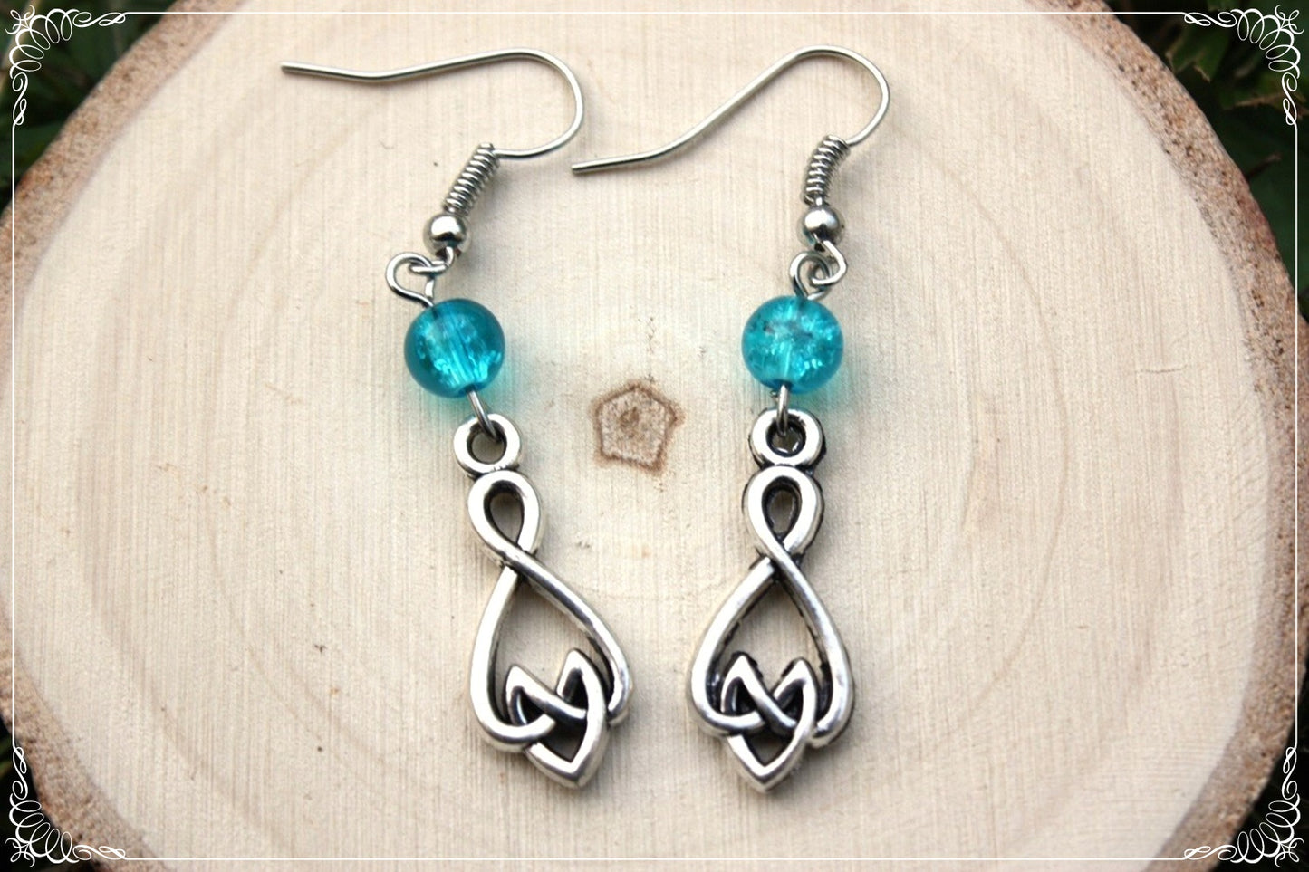 Boucles d'oreilles celtiques "Doubles noeuds - perles"