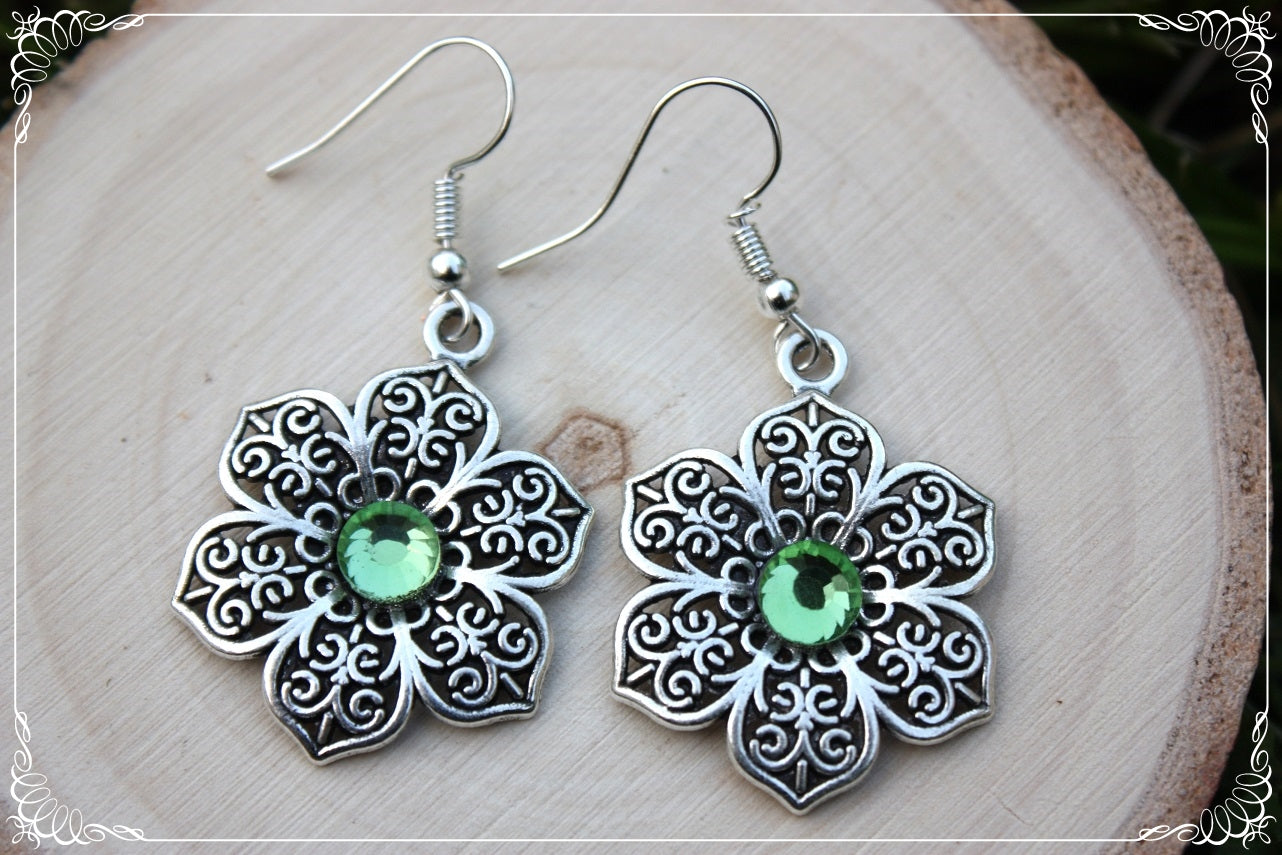 Boucles d'oreilles "Fleurs argentées"