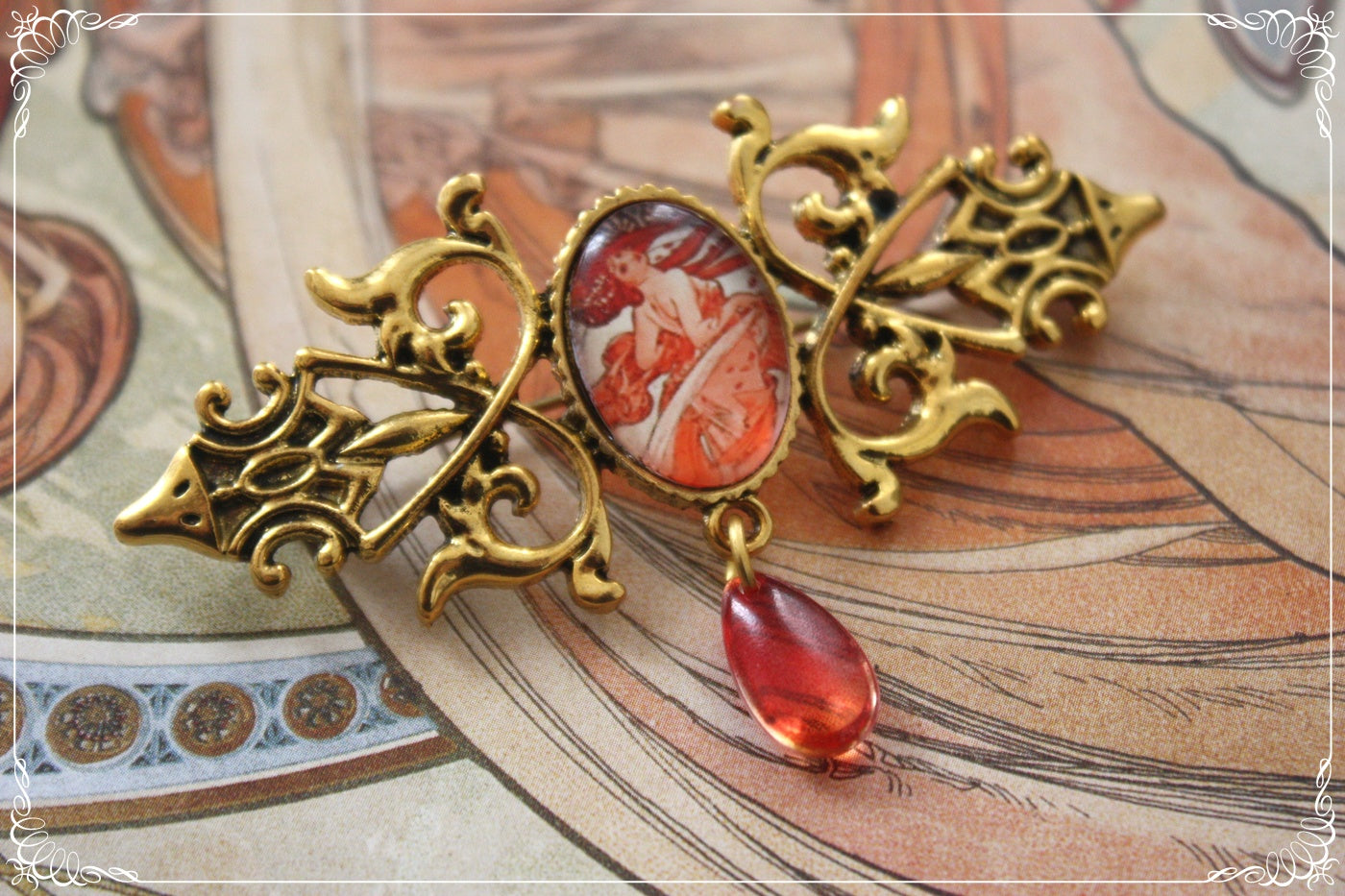 Broches "Mucha gouttes - Art Nouveau"