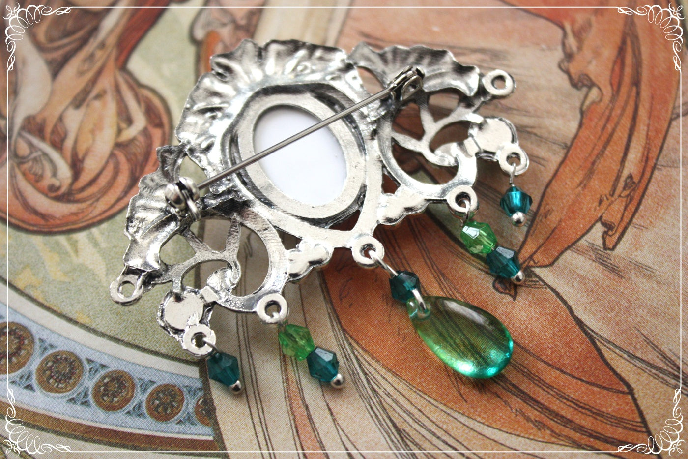 Broches "Mucha gouttes et strass - Art Nouveau"
