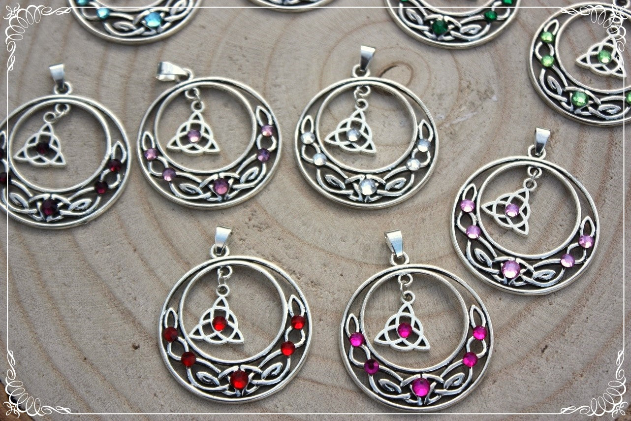 Pendentifs celtiques cercles "Triquetras"