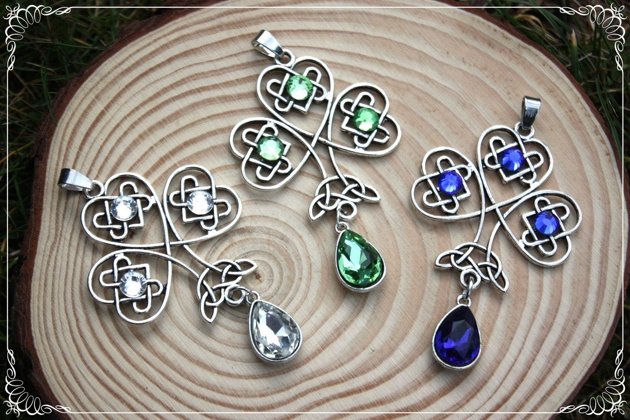 Pendentifs celtiques "Trèfles gouttes"