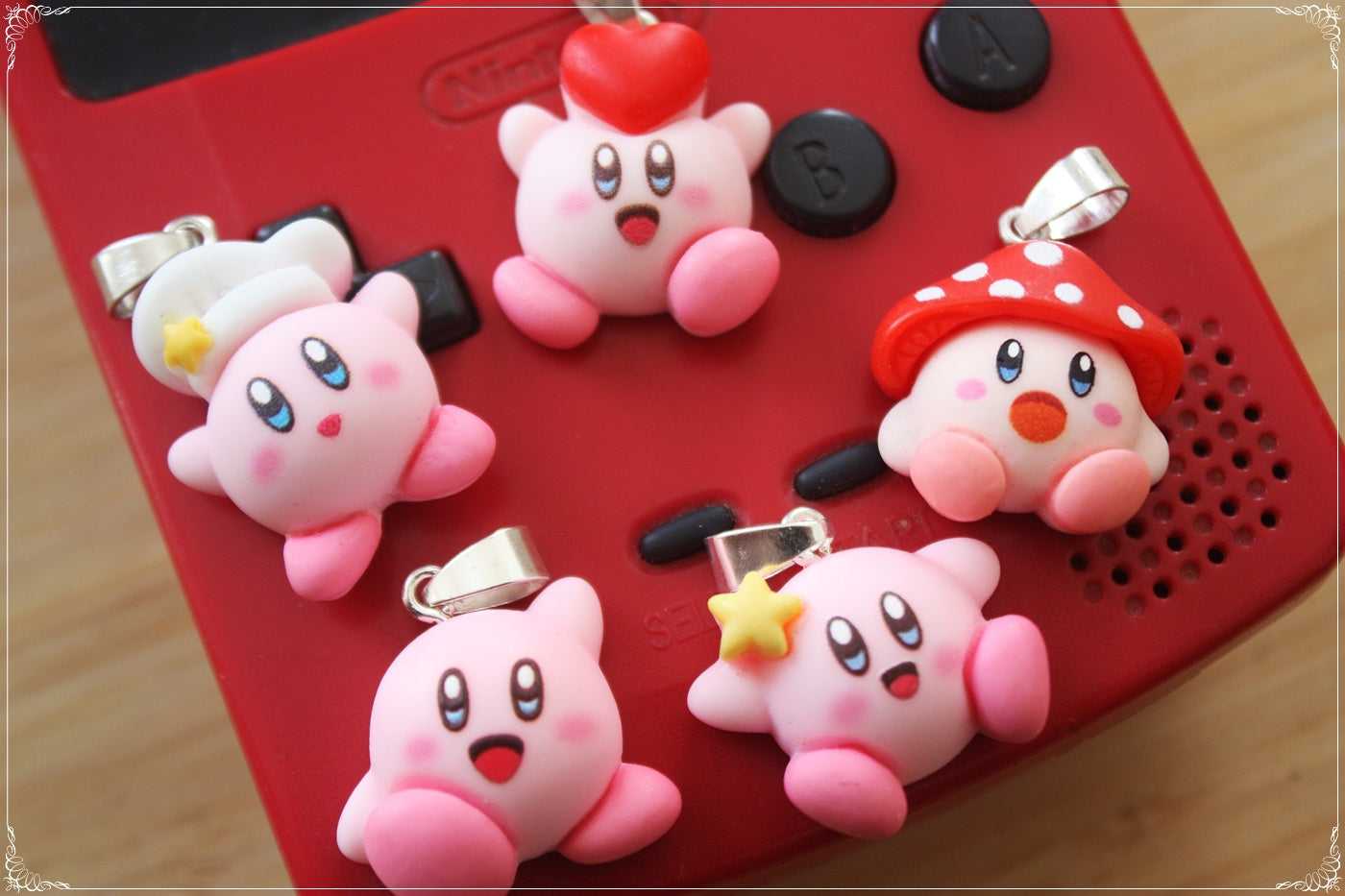 Pendentifs style "Kirby"