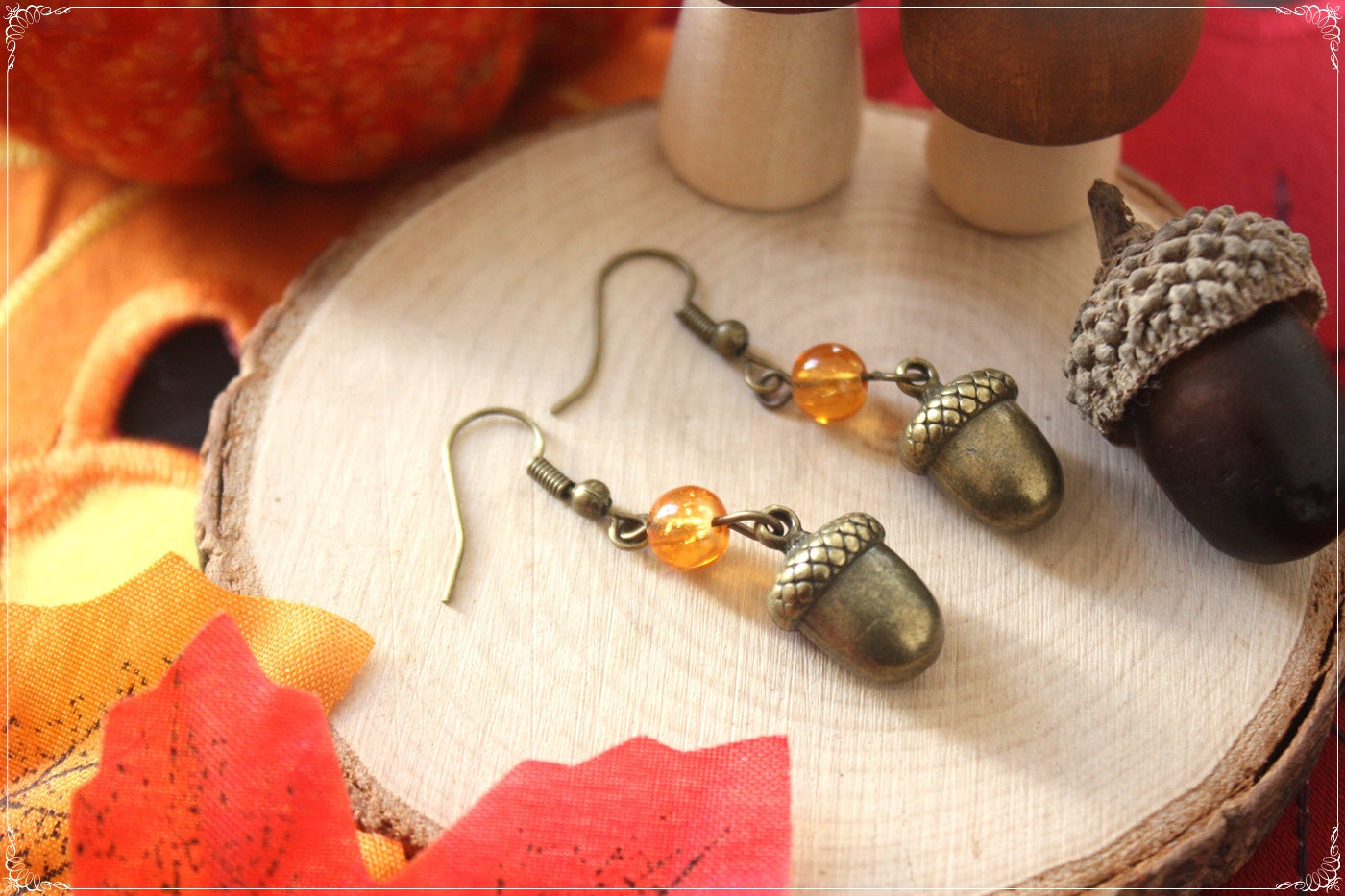 Boucles d'oreilles pendantes Automne Halloween écureuil, gland, champignon, amanites pomme de pain