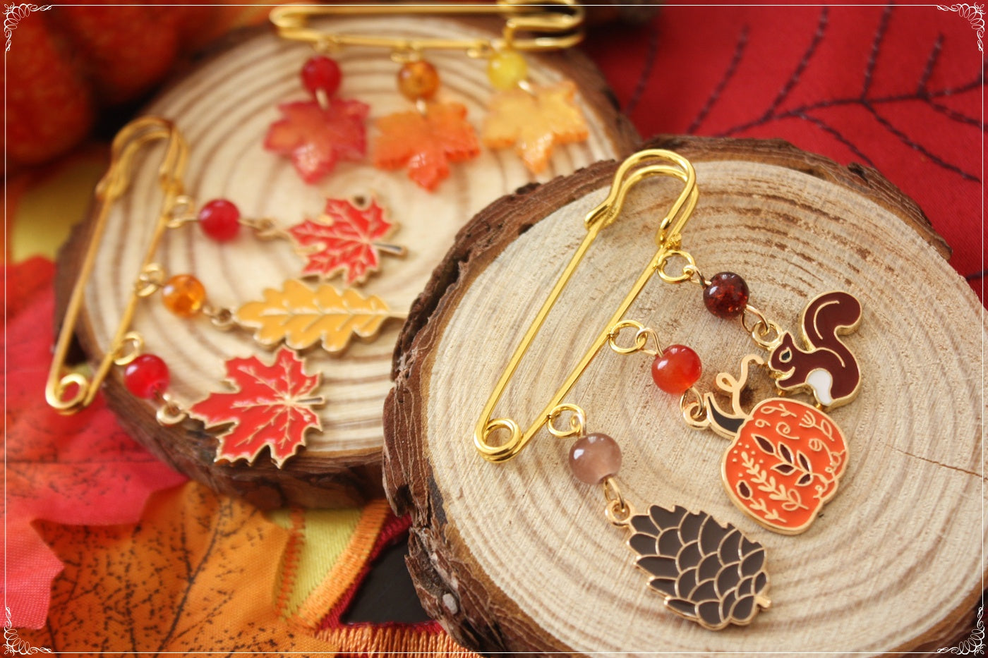 Epingles - Broches Automne feuilles érables citrouille écureuil pomme de pin gland pumpkin spice latte