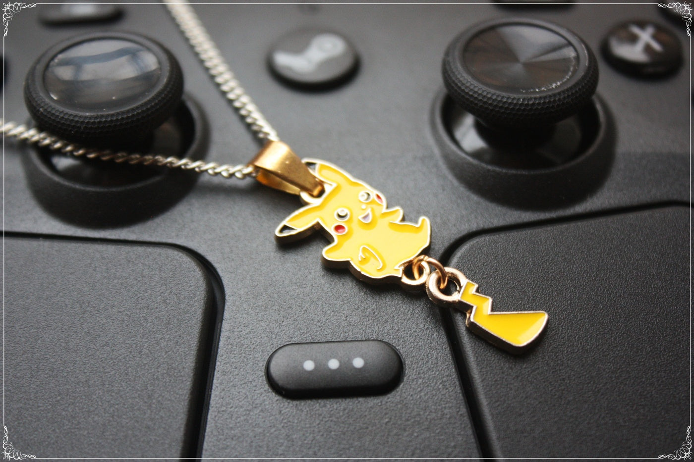 Pendentifs style "Pokémon"