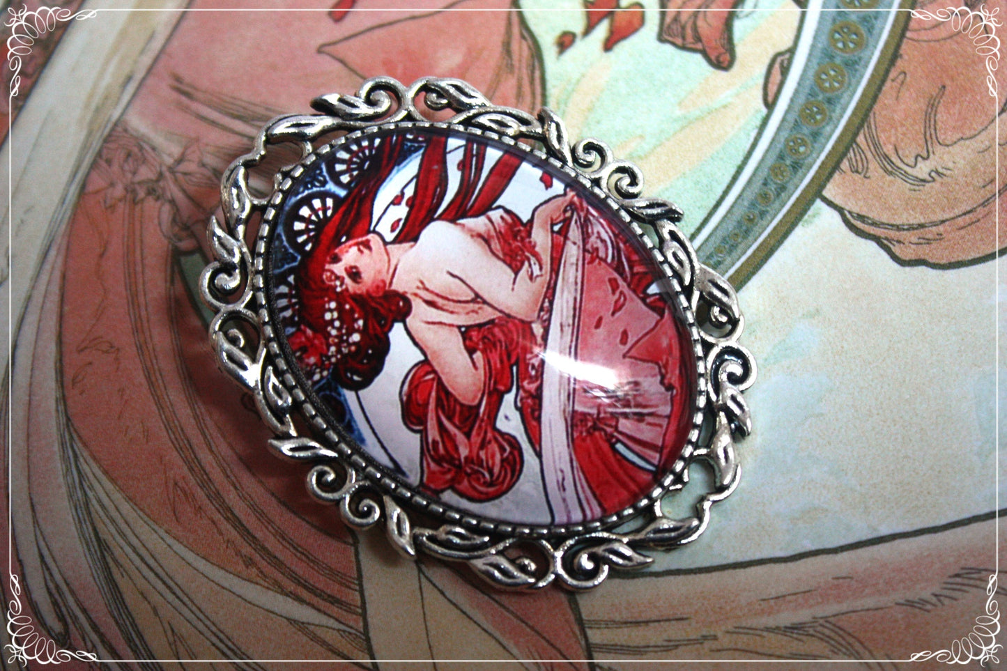 Broches "Mucha - Art Nouveau"